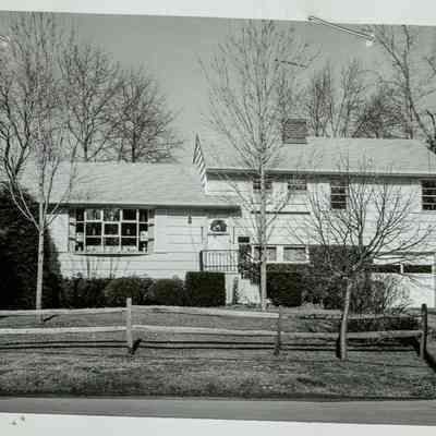 11 Dandy Drive