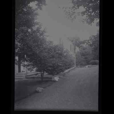 Residence Round Hill Road Negative E