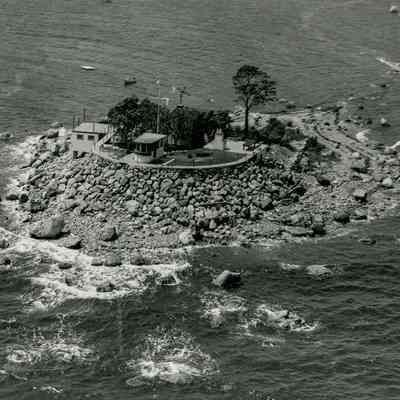 Wee Captain's Island Aerial View O
