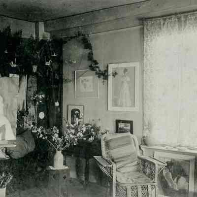 MacRae's Studio