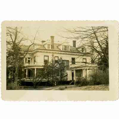 Gee Residence Edgewood Drive