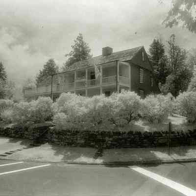 Bush-Holley House Exterior Q
