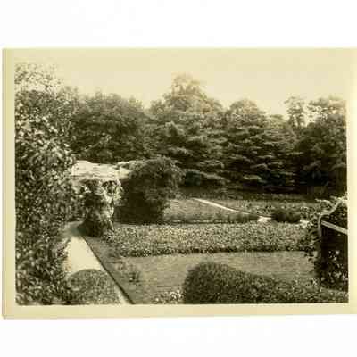 Nichols Estate Meadow Drive E