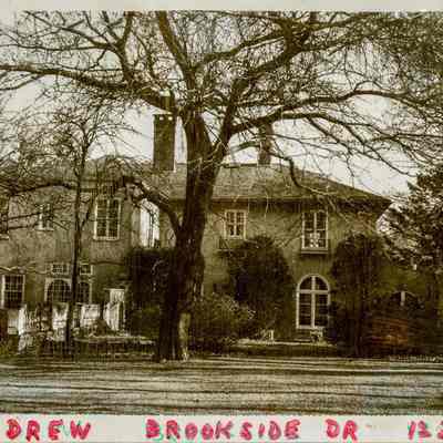 Drew House Brookside Drive