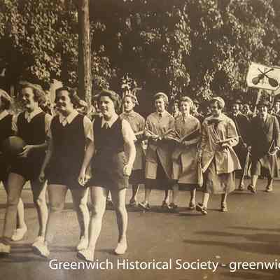 Greenwich Academy Students in Parade