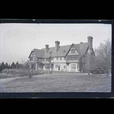 Fort Hills Residence Round Hill Road Negative