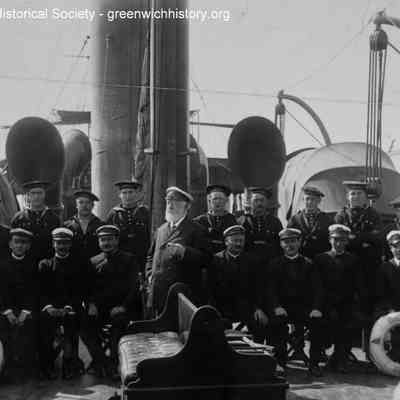 Commodore E. C. Benedict and Crew