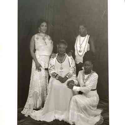 DONA FULÔ E OUTRAS JOIAS NEGRAS