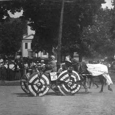 Parade entry 6-0332