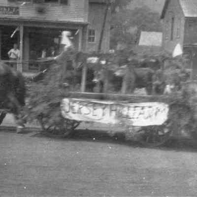Jersey Hill Farm parade float 3-0134