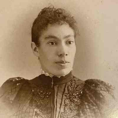 Unknown Woman