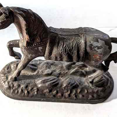 Pot metal Horse Clock Topper