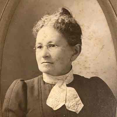 Unknown Woman