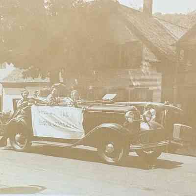 “Bless the Sesquicentennial” Parade Car