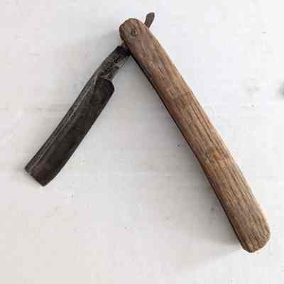 Straight Razor