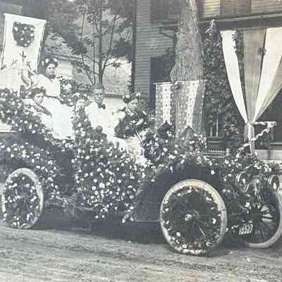 Corwin Float - Old Home Days