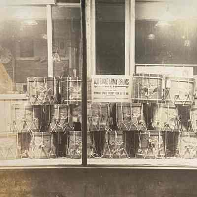 IGA Store Display