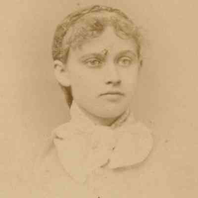 Lois Cole Wakefield.