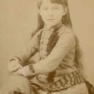 Isabel Cole Cleaves.