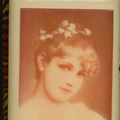 Ida Buckley Guptill Family Photo Album.