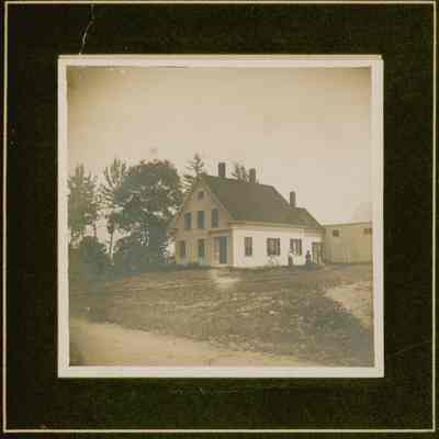 Cora Guptill and Dennis O'Brien house on Pond Road