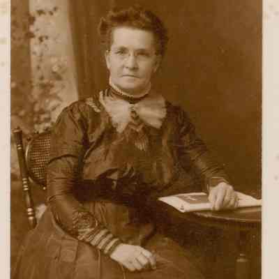 Eleanor Wilkinson Cole.