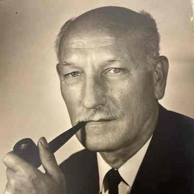 Broadus Sr., Loren A.