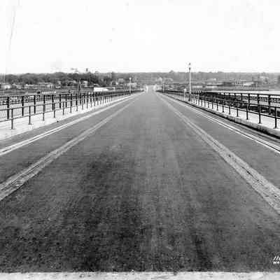 Acosta Bridge ramp towards Riverside