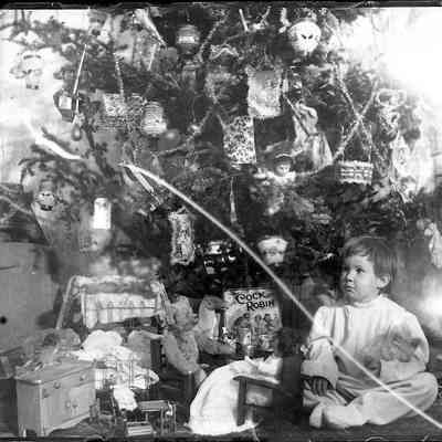 Henry Cox's 1st Christmas/GP1.541