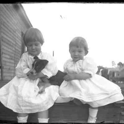 Nell and Henry Cox with dog/GP1.3617