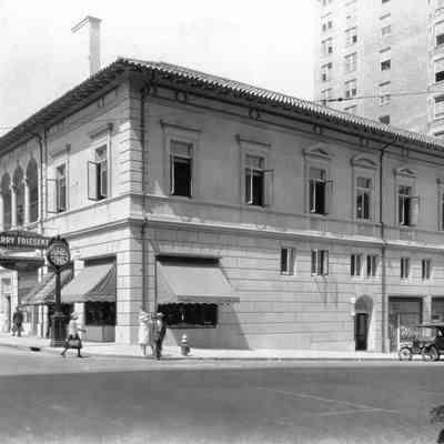 Monroe Street