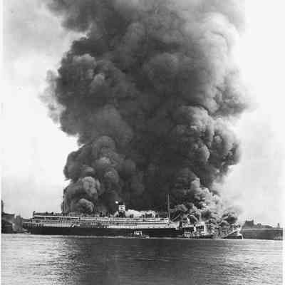 Terminal Fire: Clyde-Mallory Steamship Line's docks on fire