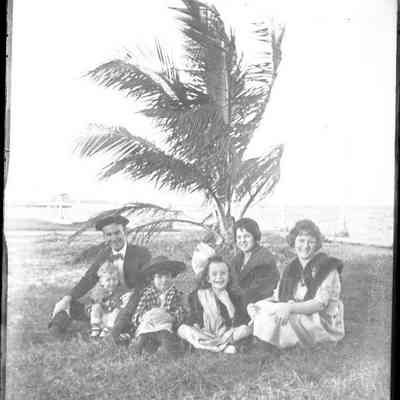DuBreill family Miami 1922/GP1.607