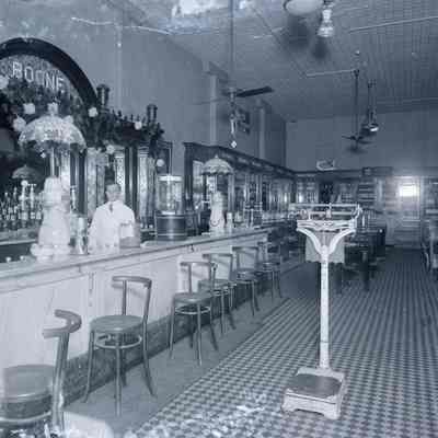 Drug Store