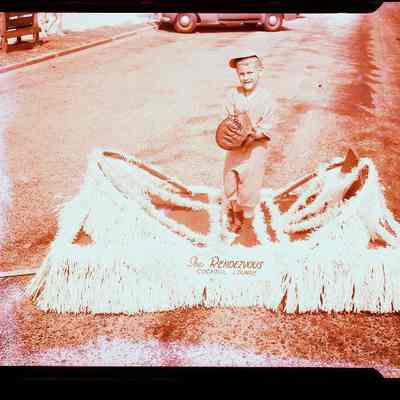 Welcome Day Floats