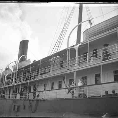 Passenger steamer/GP1.694