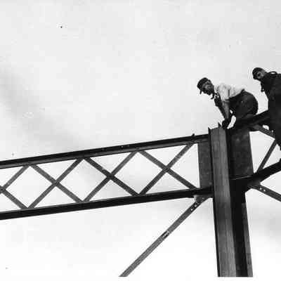 Friends in Higher Places, Jacksonville, 1915