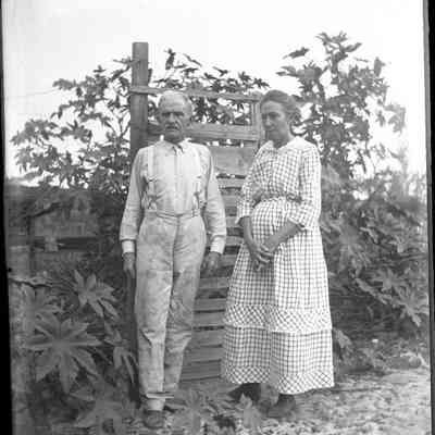 George and Jane Cox/GP1.3985