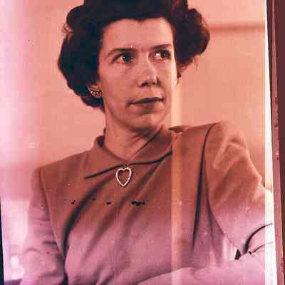 Mrs. Wellington Cummer