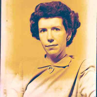 Mrs. Wellington Cummer