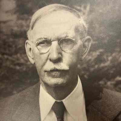 Hawkins, Walter