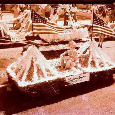 Welcome Day Floats