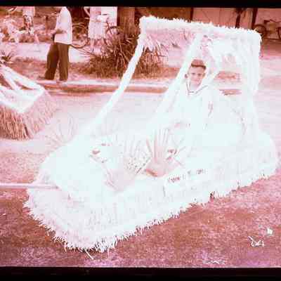Welcome Day Floats