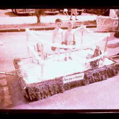 Welcome Day Floats