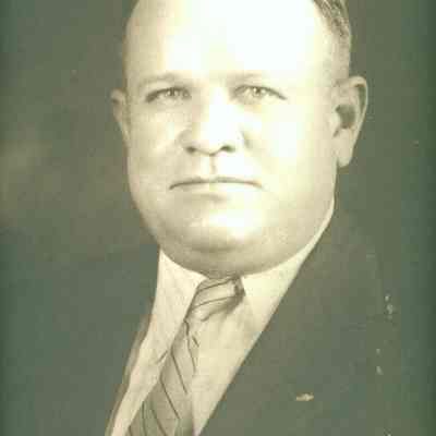 Hunt, Meade E.