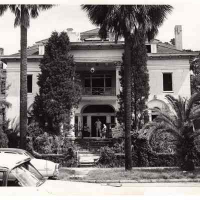 2007 Riverside Avenue