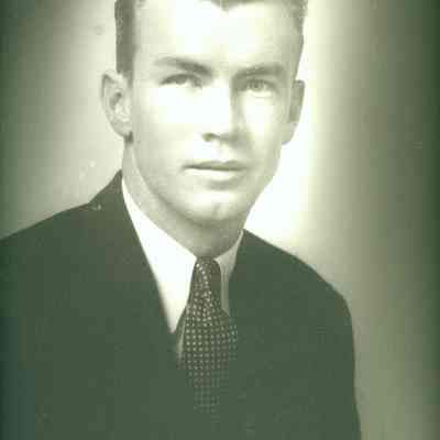 Marshall, Tom