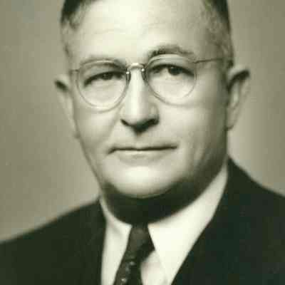 McCall Jr., T. F.