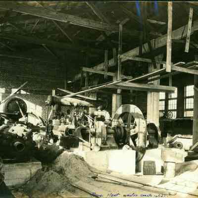 Power Plant construction of Merrill-Stevens yard in South Jacksonville, 1916.
