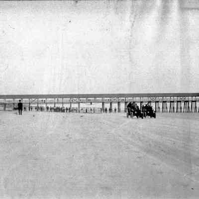 Race cars at Atlantic Beach, 1906.
